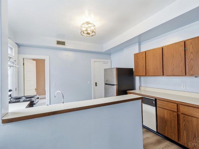 , Unit 2, Cincinnati, OH 45229 Photo 19