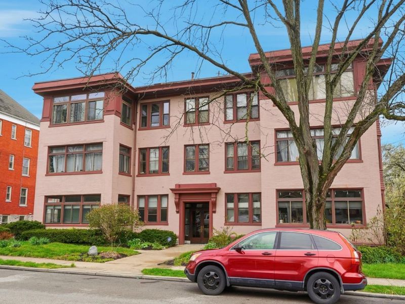 , Unit 2, Cincinnati, OH 45229 Photo 2