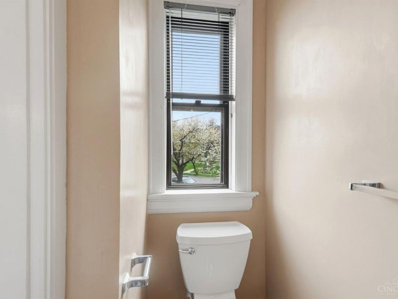 , Unit 2, Cincinnati, OH 45229 Photo 24