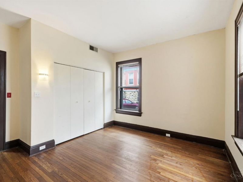 , Unit 2, Cincinnati, OH 45229 Photo 35