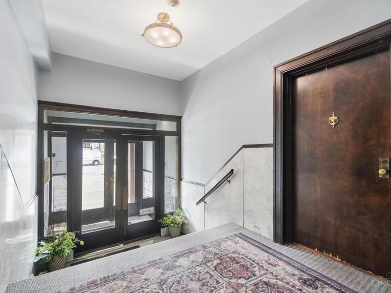 , Unit 2, Cincinnati, OH 45229 Photo 5