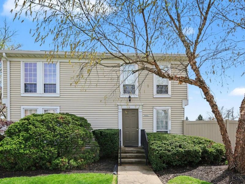 8081 Hetz Drive, Sycamore Township, OH 45242 Photo 1