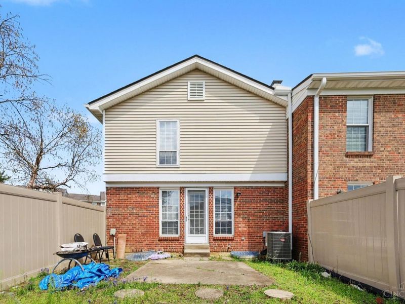 8081 Hetz Drive, Sycamore Township, OH 45242 Photo 14