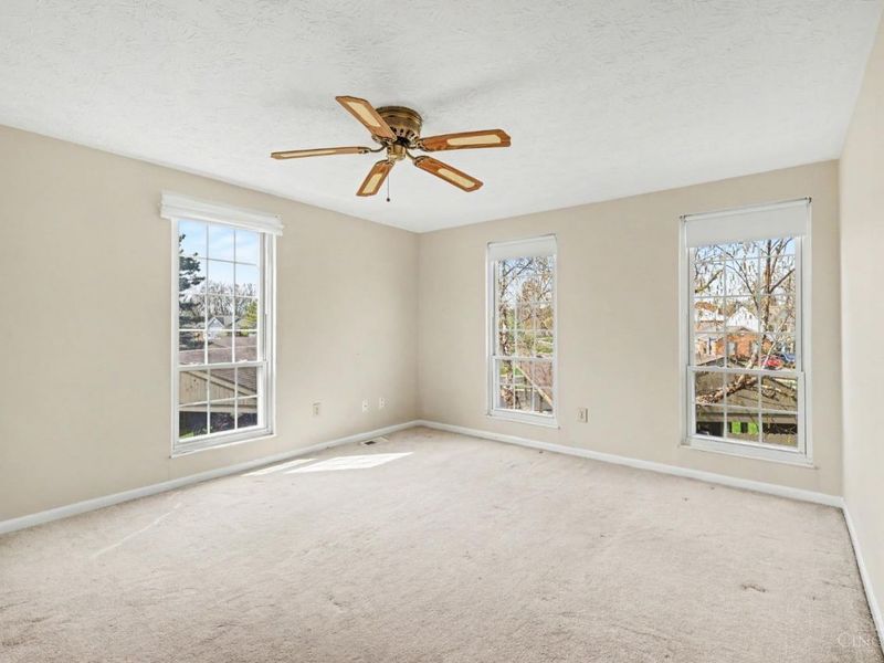 8081 Hetz Drive, Sycamore Township, OH 45242 Photo 7