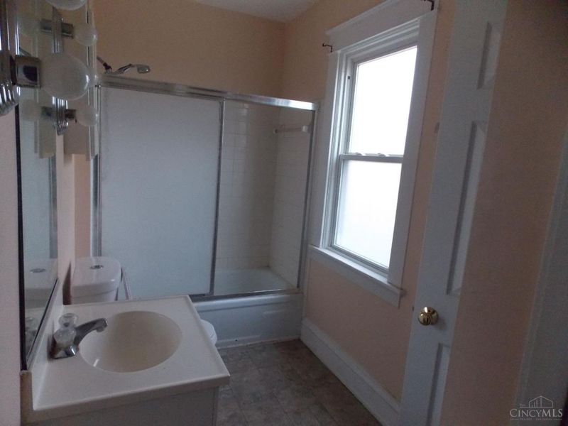 3940 Delmar Avenue, Cheviot, OH 45211 Photo 10