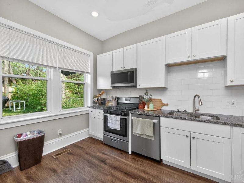 964 Windsor Street, Cincinnati, OH 45206 Photo 12