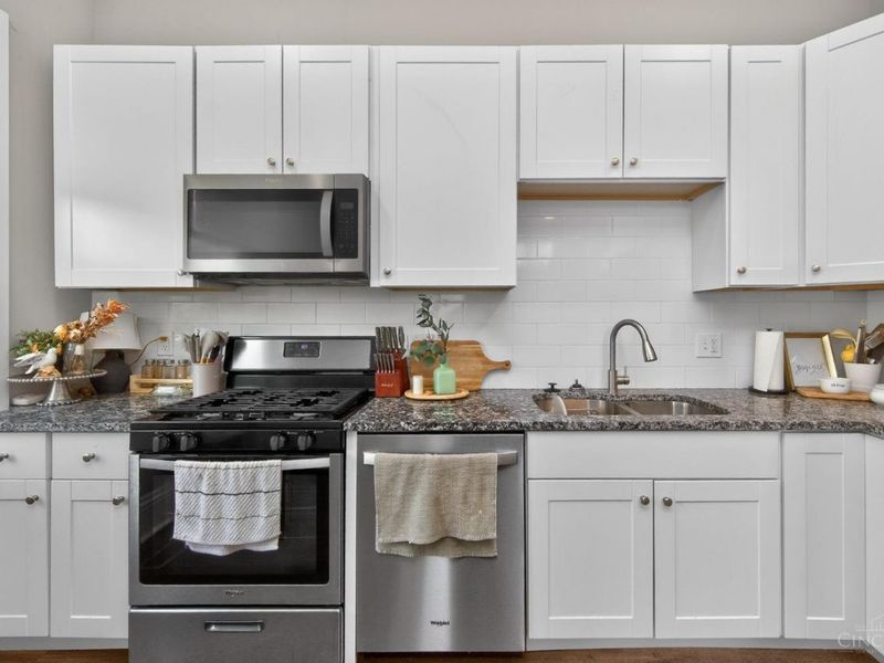 964 Windsor Street, Cincinnati, OH 45206 Photo 14