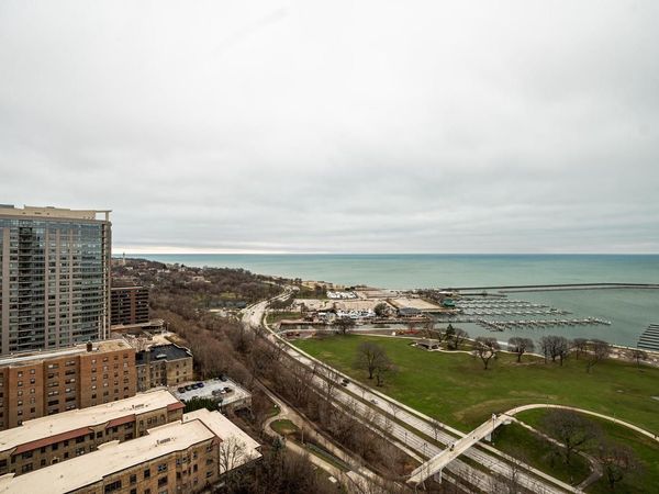 1660 N Prospect AVENUE, Unit 2201, Milwaukee, WI 53202
