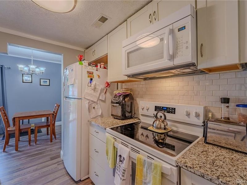 1024 Hidden Landing Trail, Unit A, Dayton, OH 45449 Photo 9