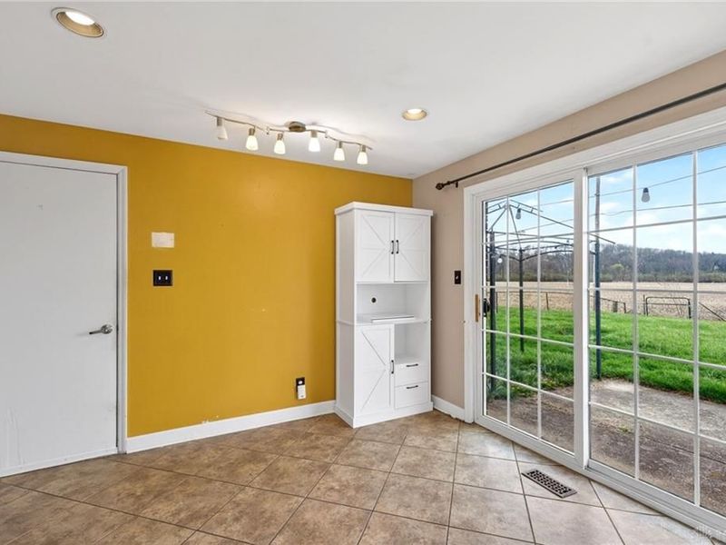 8243 Philadelphia Drive, Fairborn, OH 45324 Photo 11