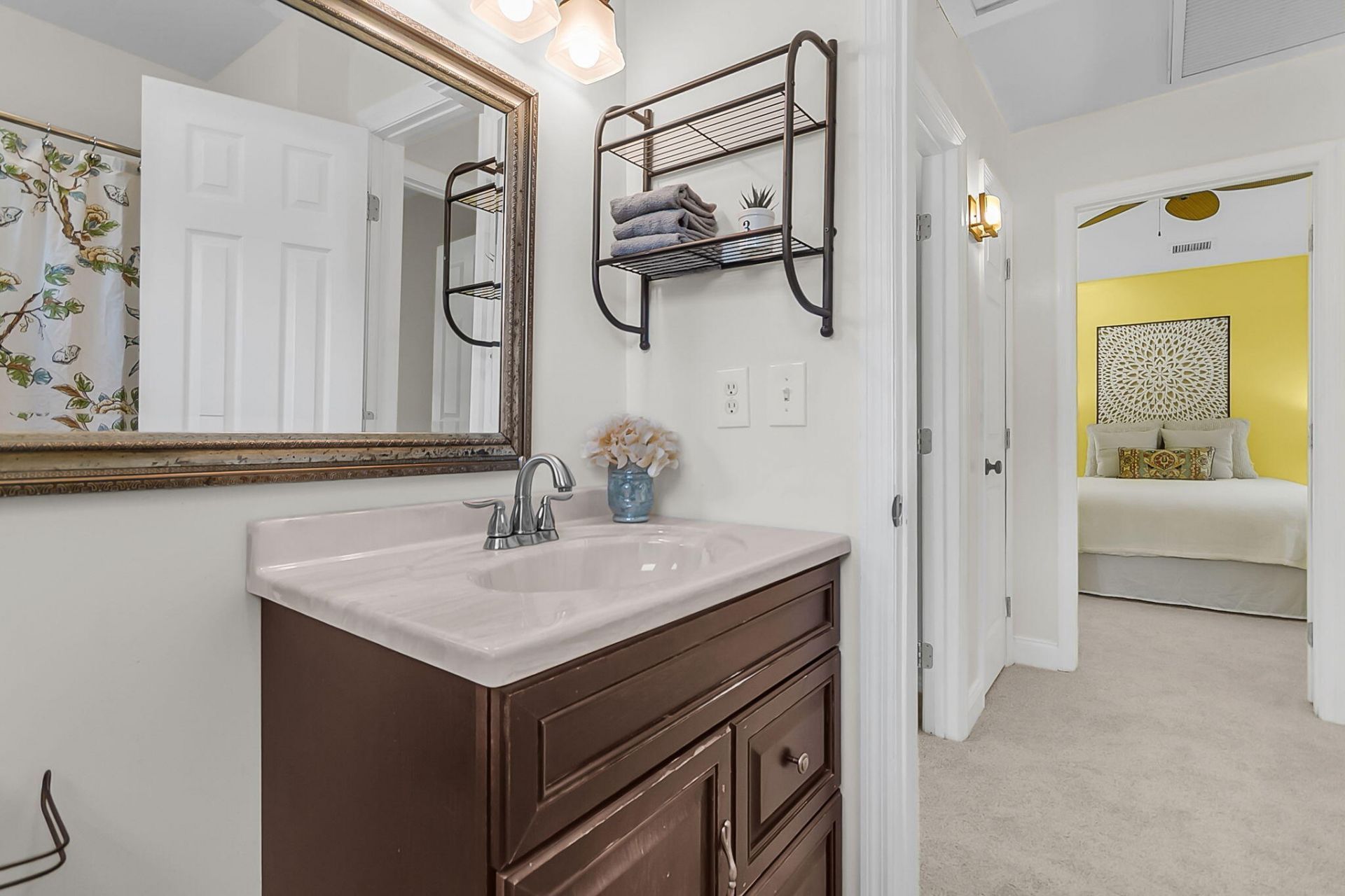 2407 Castlereagh Road Photo 31