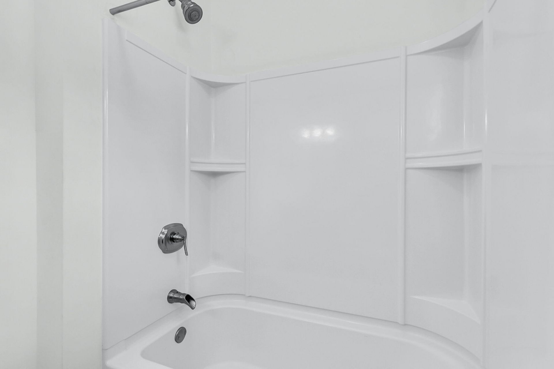 2407 Castlereagh Road Photo 38