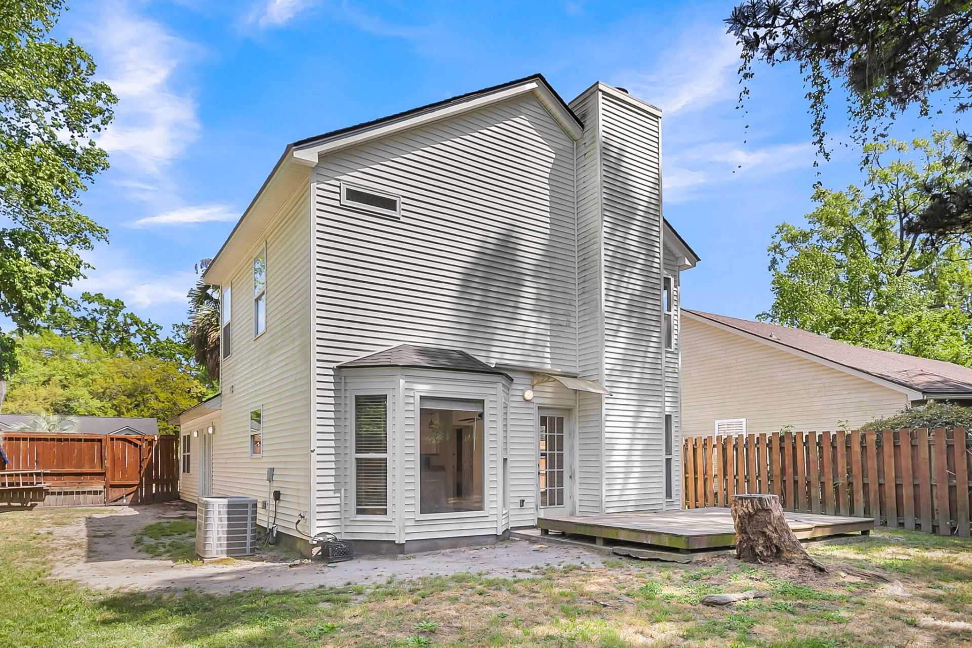 2407 Castlereagh Road Photo 40