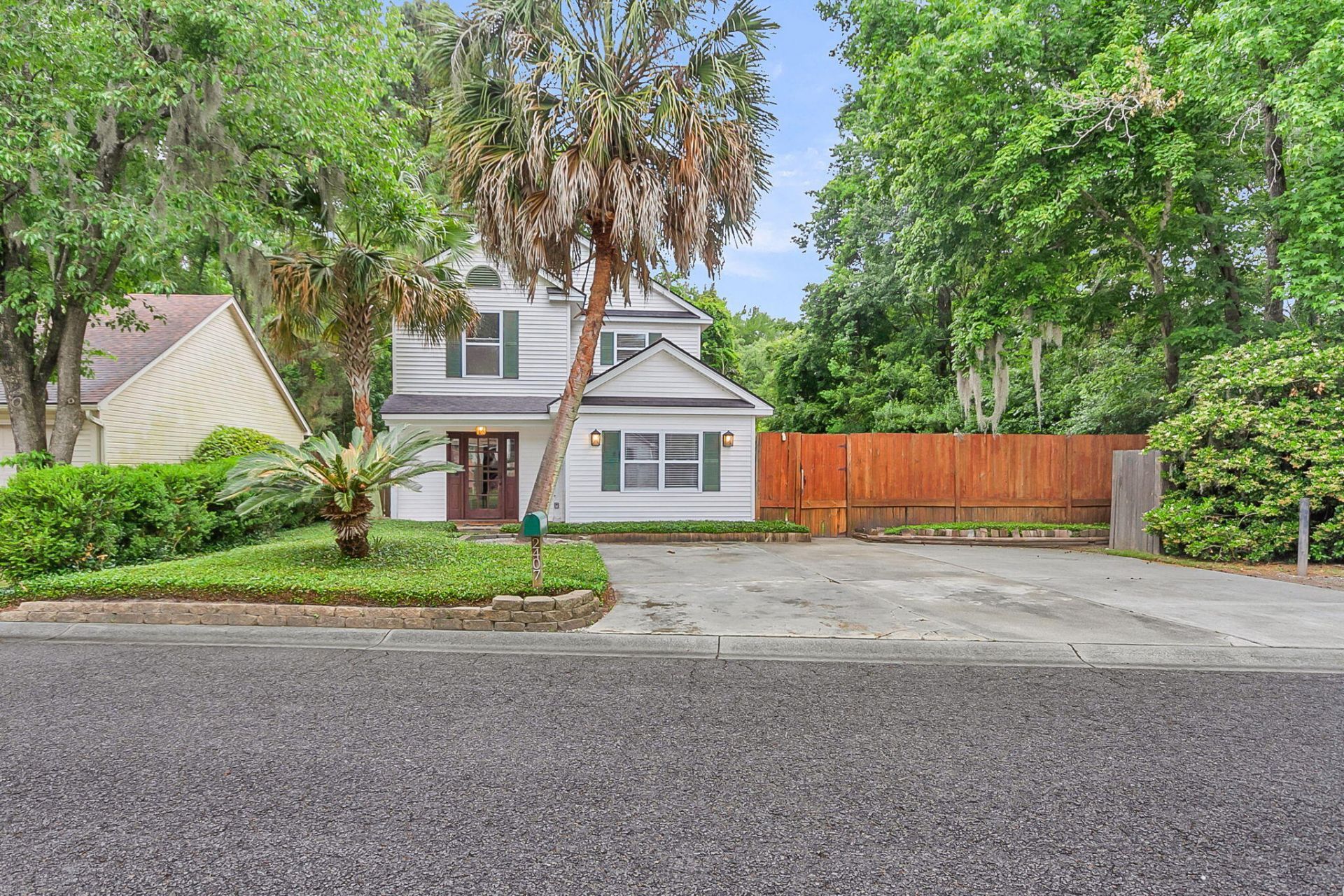 2407 Castlereagh Road Photo 58