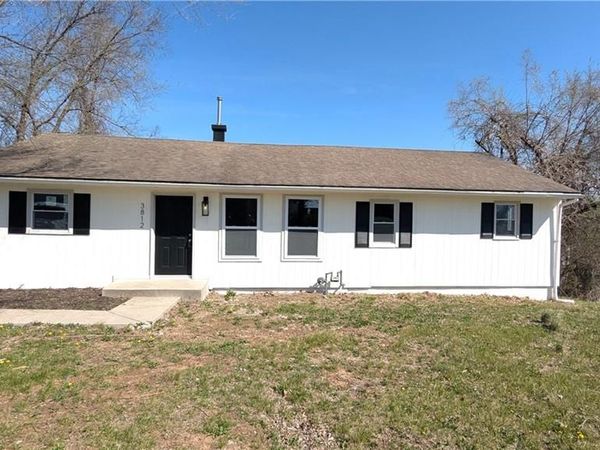 3812 E 93RD Street, Kansas City, MO 64132