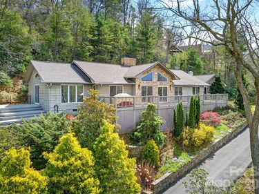 3 Tree Top Place , Black Mountain, NC 28711
