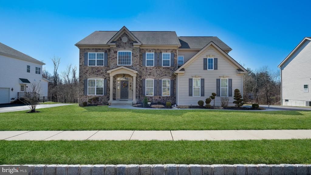 19 BEECHWOOD BOULEVARD, FEASTERVILLE TREVOSE, PA 19053