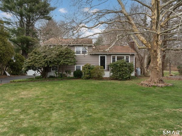 82 Raymond, Guilford, CT 06437