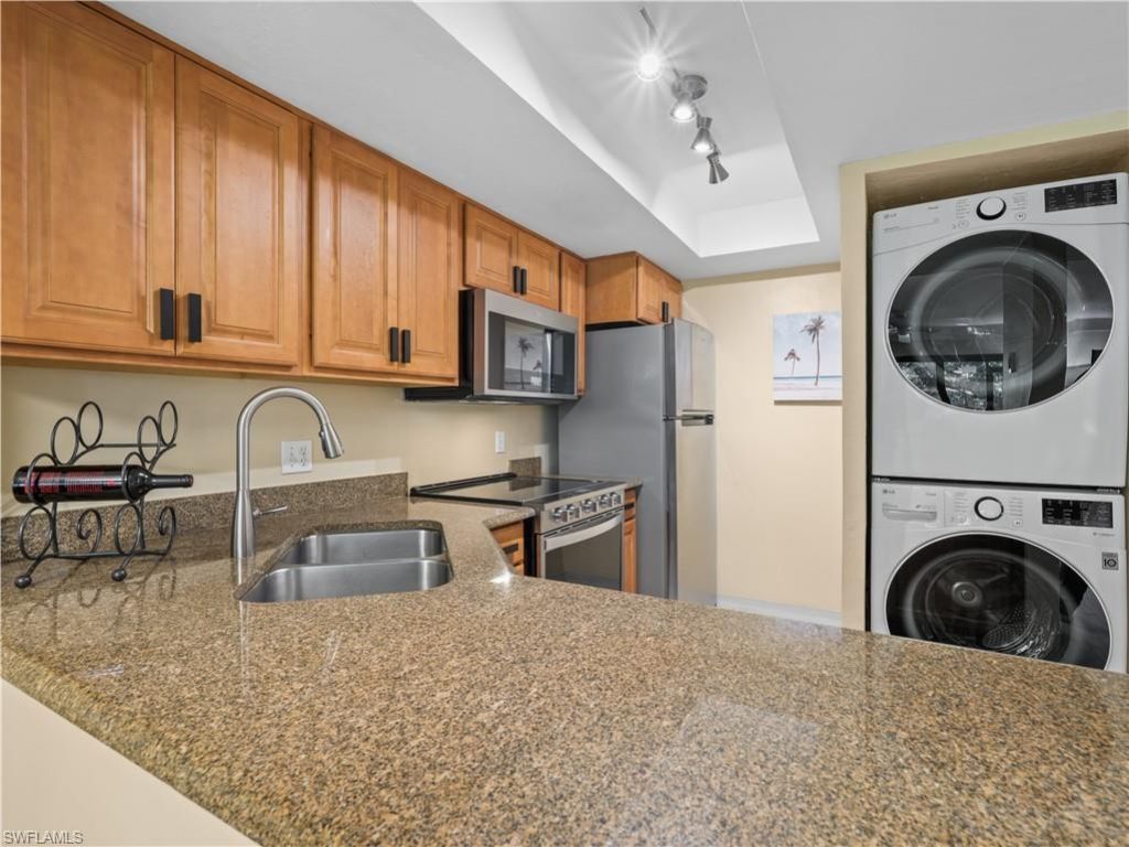 600 Neapolitan Way , Unit 127, Naples, FL 34103 Photo