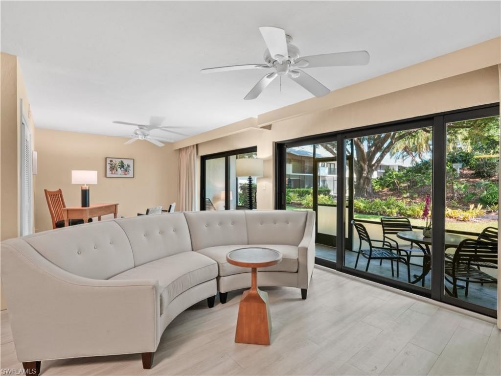600 Neapolitan Way , Unit 127, Naples, FL 34103 Photo