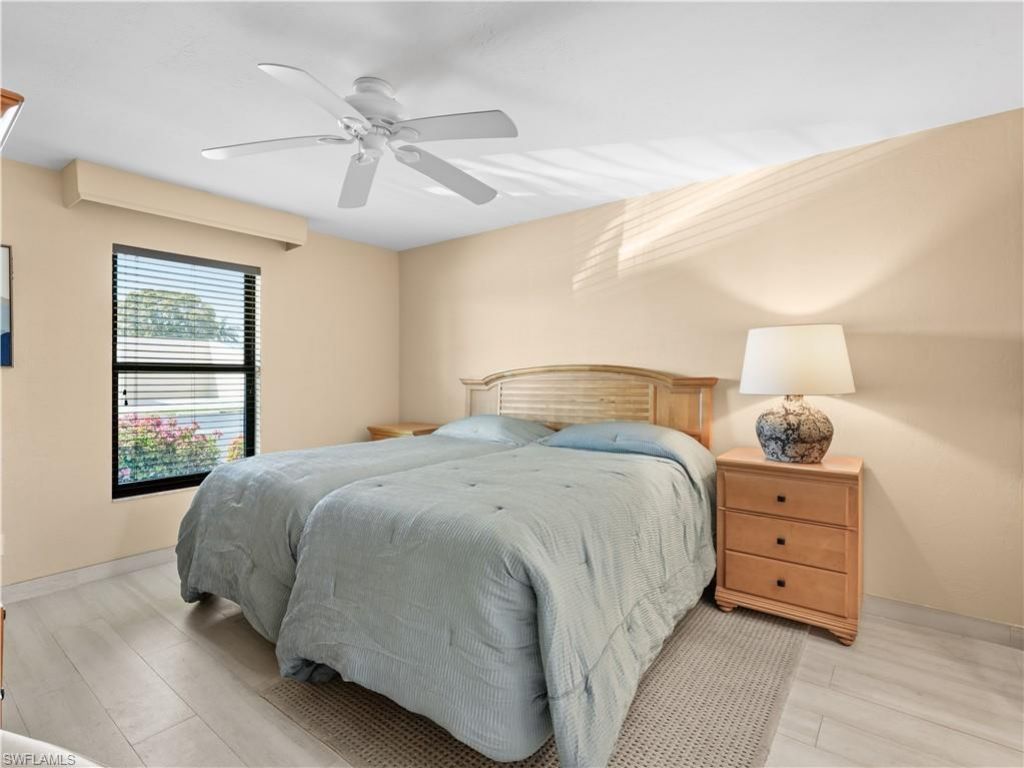 600 Neapolitan Way , Unit 127, Naples, FL 34103 Photo