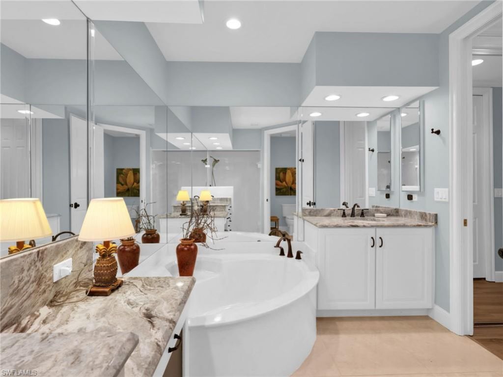 3131 Lancaster Dr , Unit 1, Naples, FL 34105 Photo