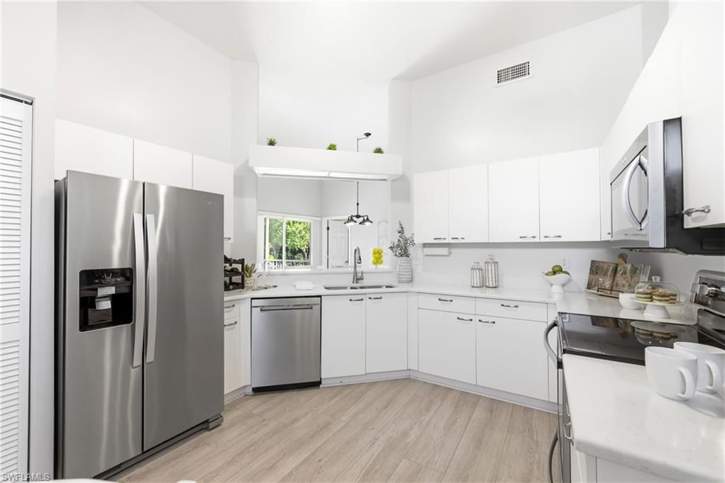 2860 Citrus Lake Dr , Unit R204, Naples, FL 34109 Photo