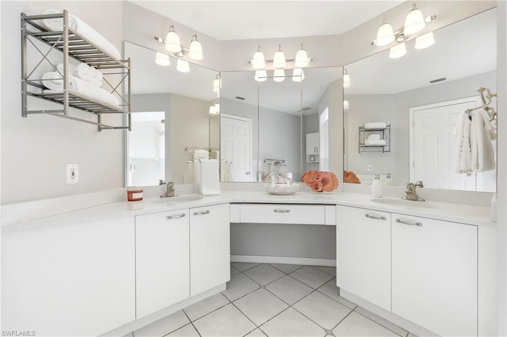 2860 Citrus Lake Dr , Unit R204, Naples, FL 34109 Photo