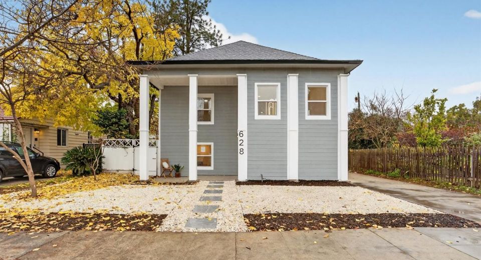 628 Street, Sacramento, CA 95819 Photo