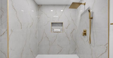 628 Street, Sacramento, CA 95819 Photo