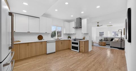 628 Street, Sacramento, CA 95819 Photo