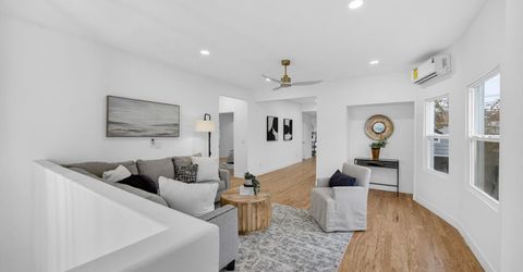 628 Street, Sacramento, CA 95819 Photo