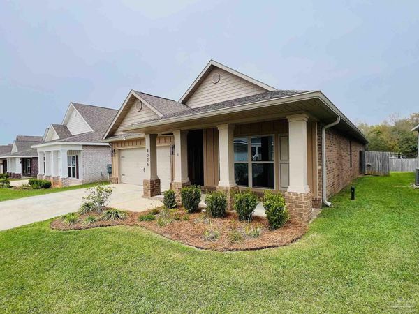 8026 Burnside Loop, Pensacola, FL 32526