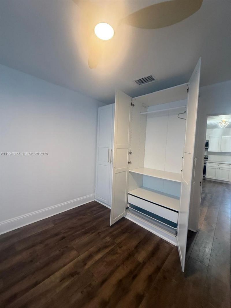 1235 Coral Way , Unit Cottage, Coral Gables, FL 33134 Photo