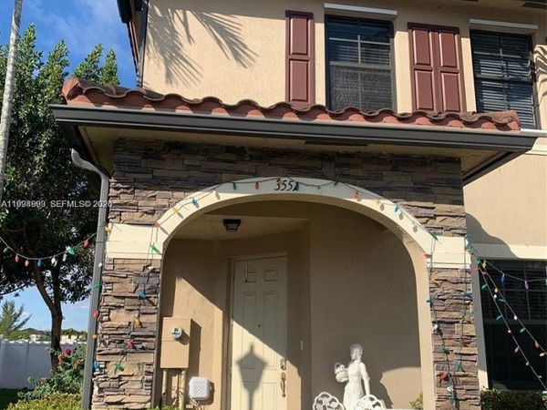 3551 W 89th Pl , Unit 3551, Hialeah, FL 33018