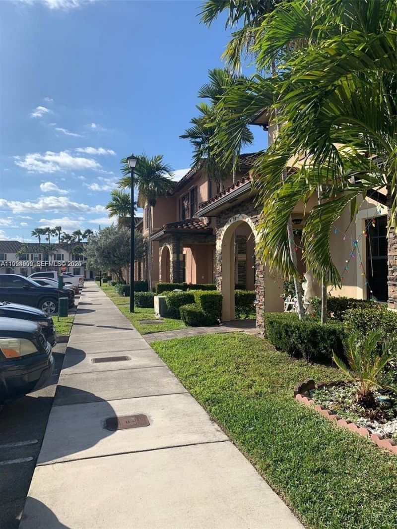 3551 W 89th Pl , Unit 3551, Hialeah, FL 33018 Photo