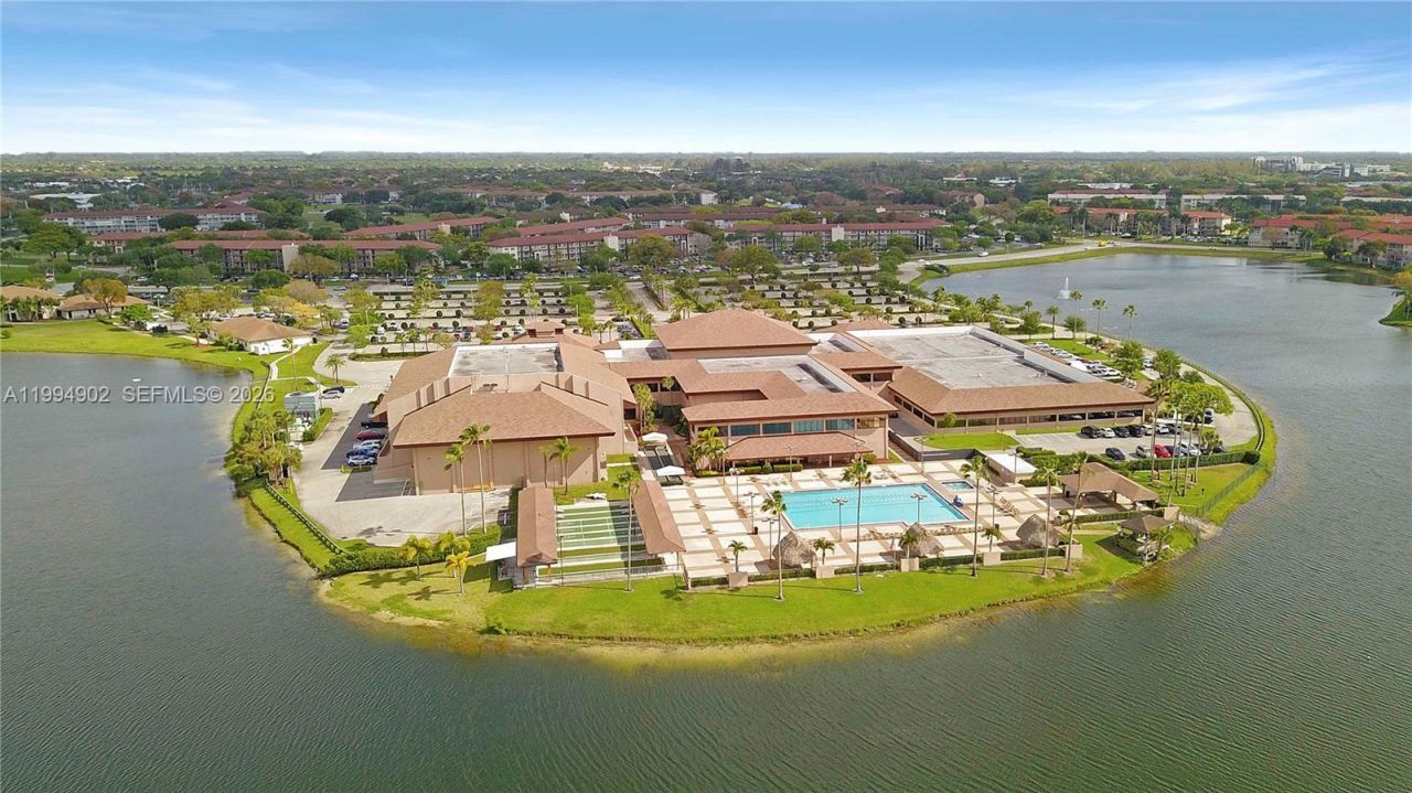 1501 SW 134th Way , Unit 212D, Pembroke Pines, FL 33027 Photo
