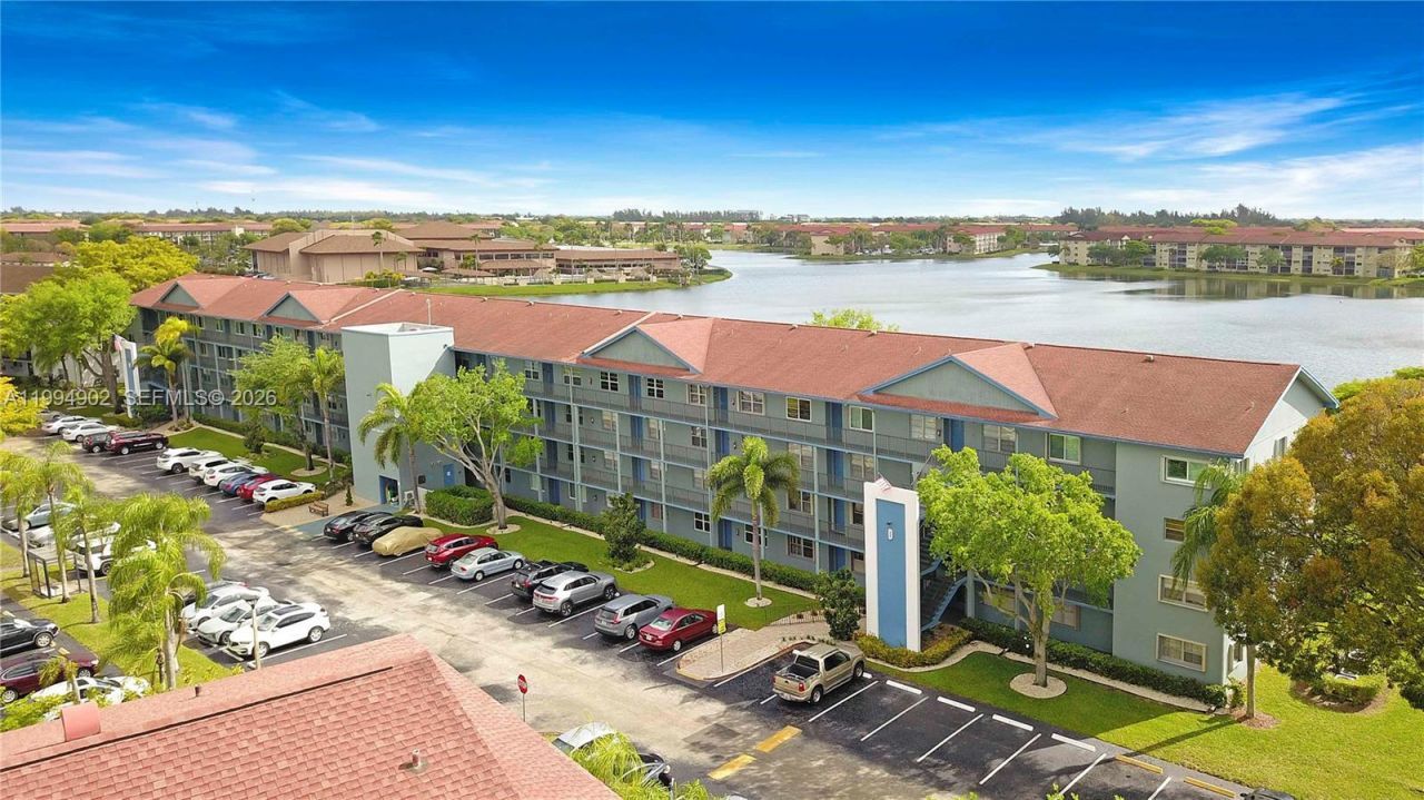 1501 SW 134th Way , Unit 212D, Pembroke Pines, FL 33027 Photo