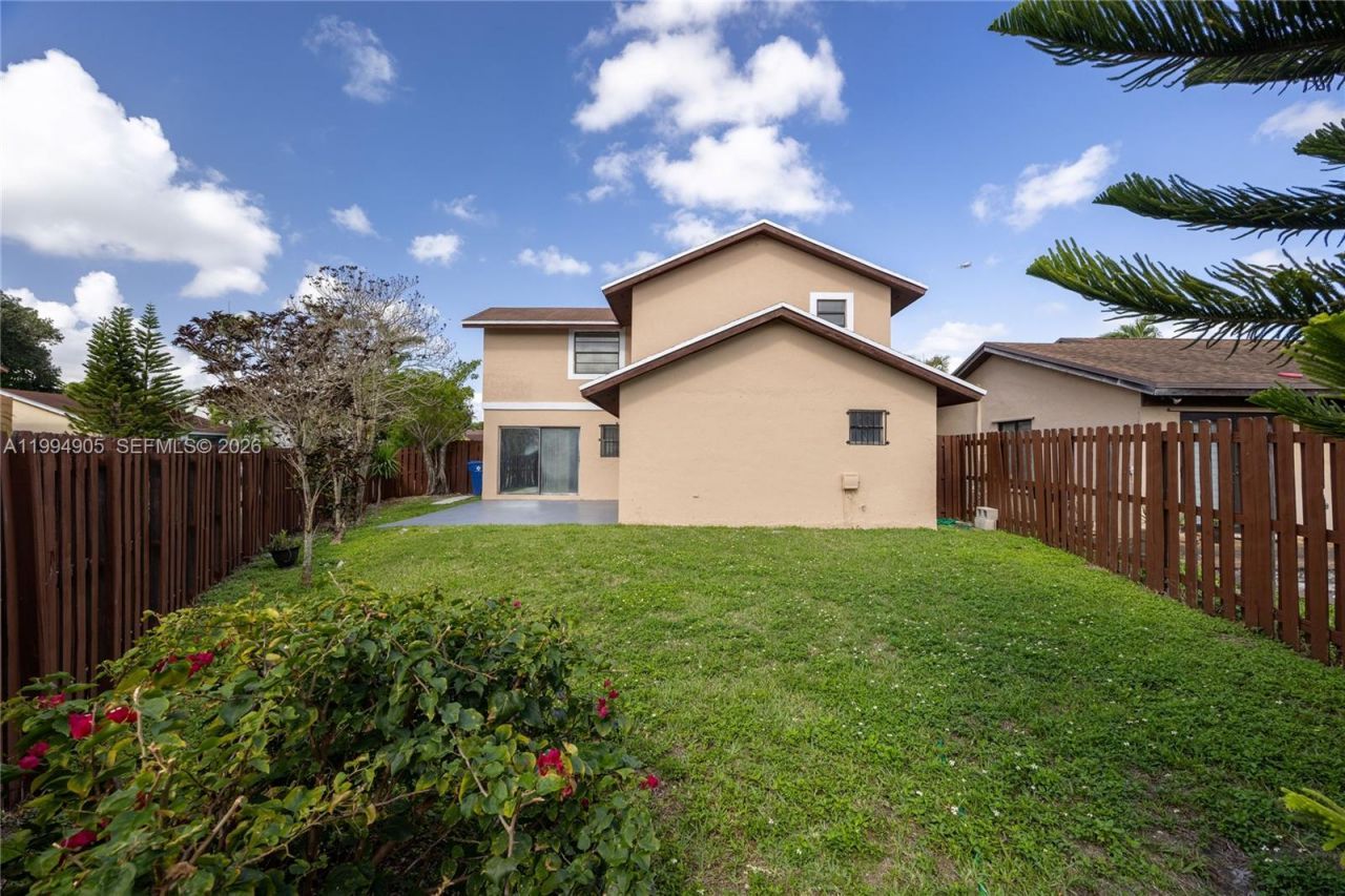 914 NW 106th Ave Cir, Miami, FL 33172 Photo