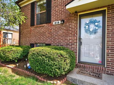 818 Spring Meadows Drive, Lexington, KY 40504