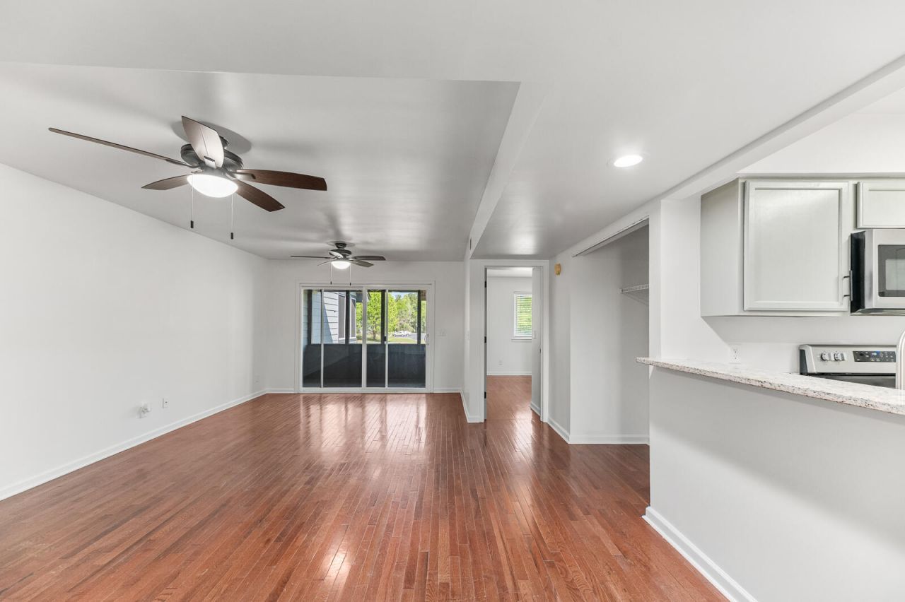 2608 Hidden Cove Drive Photo 4