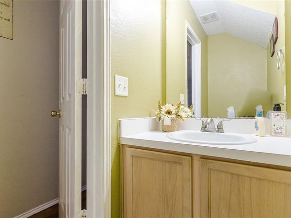 1308 Dundee Drive, Arlington, TX 76002
