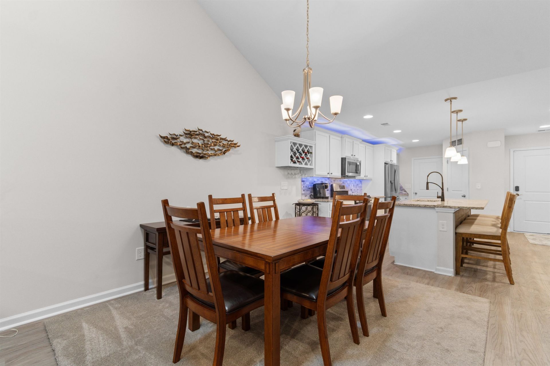 2012 Willow Run Dr.  Photo 11