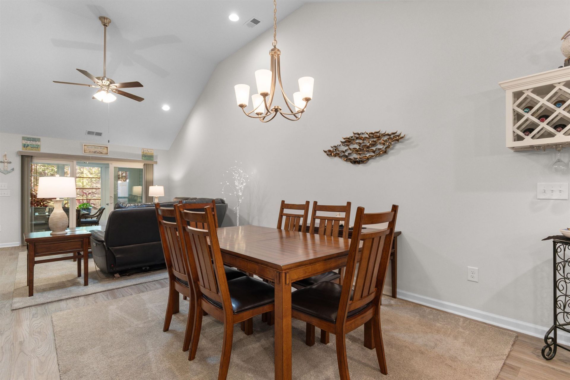 2012 Willow Run Dr.  Photo 12