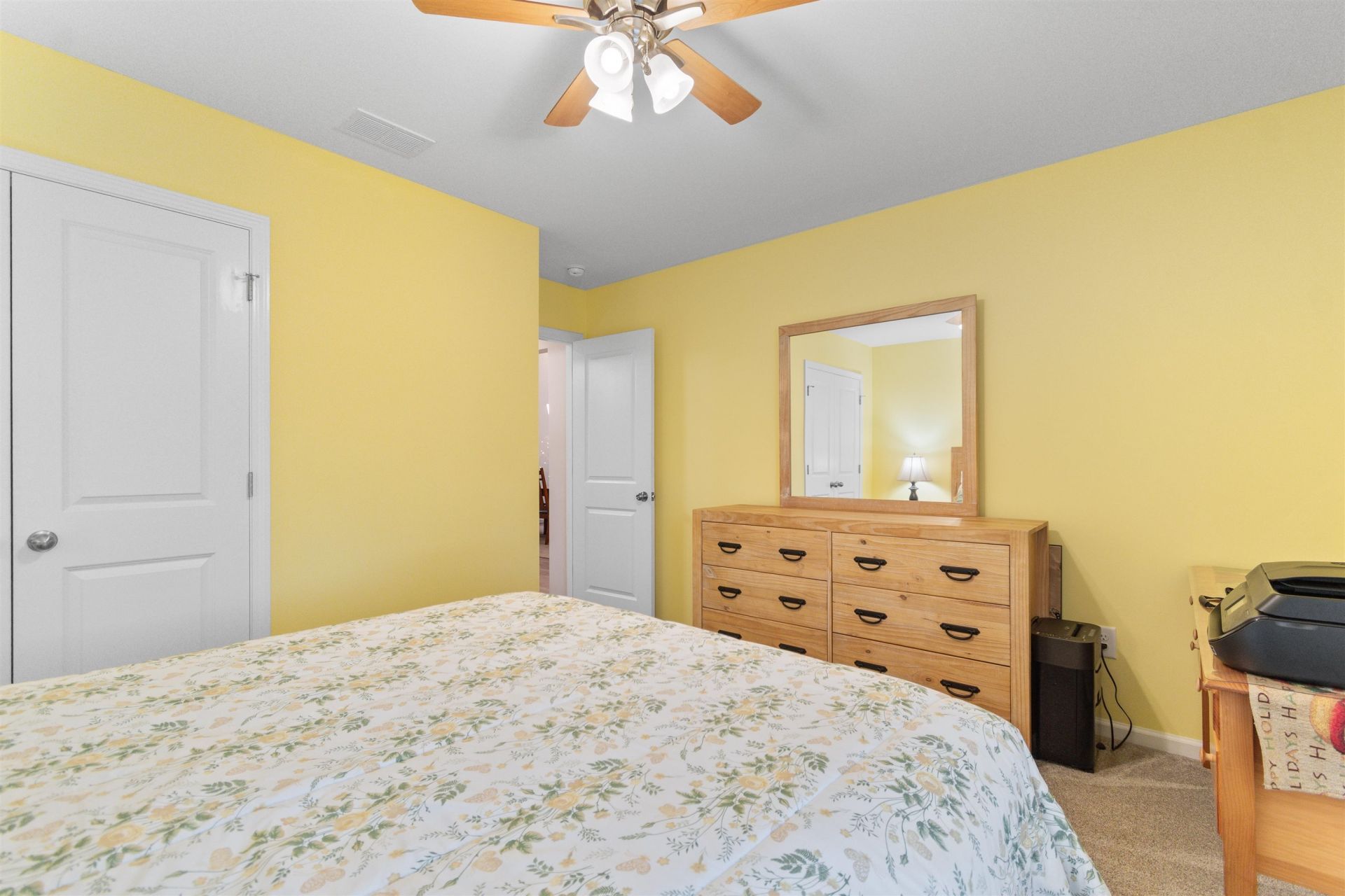 2012 Willow Run Dr.  Photo 16