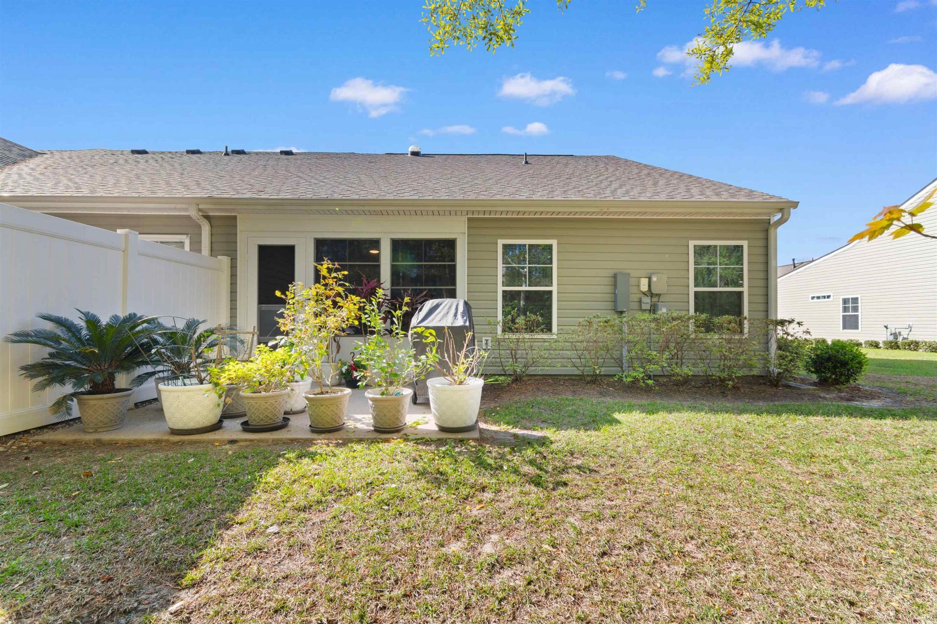 2012 Willow Run Dr.  Photo 28