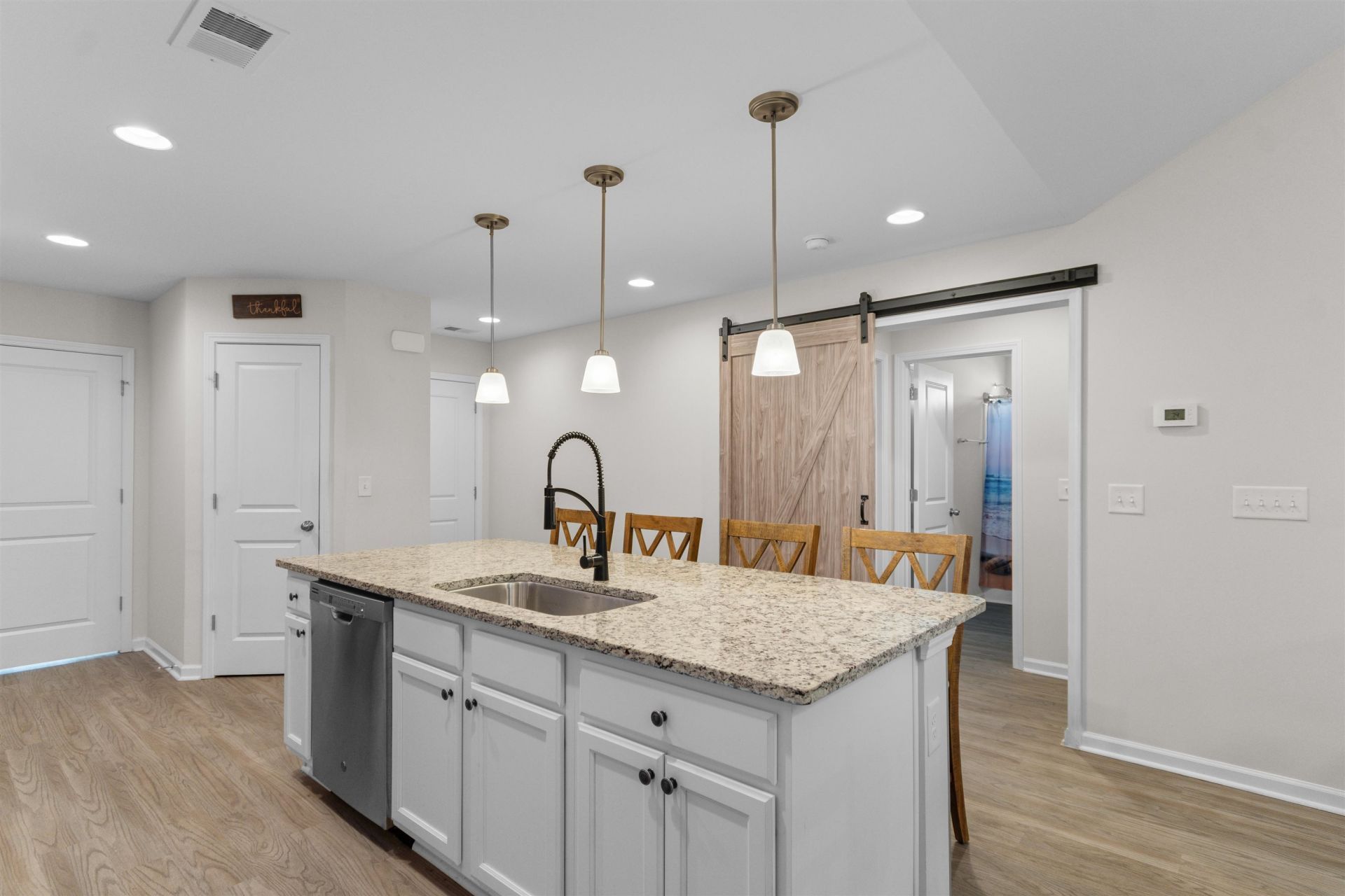 2012 Willow Run Dr.  Photo 9