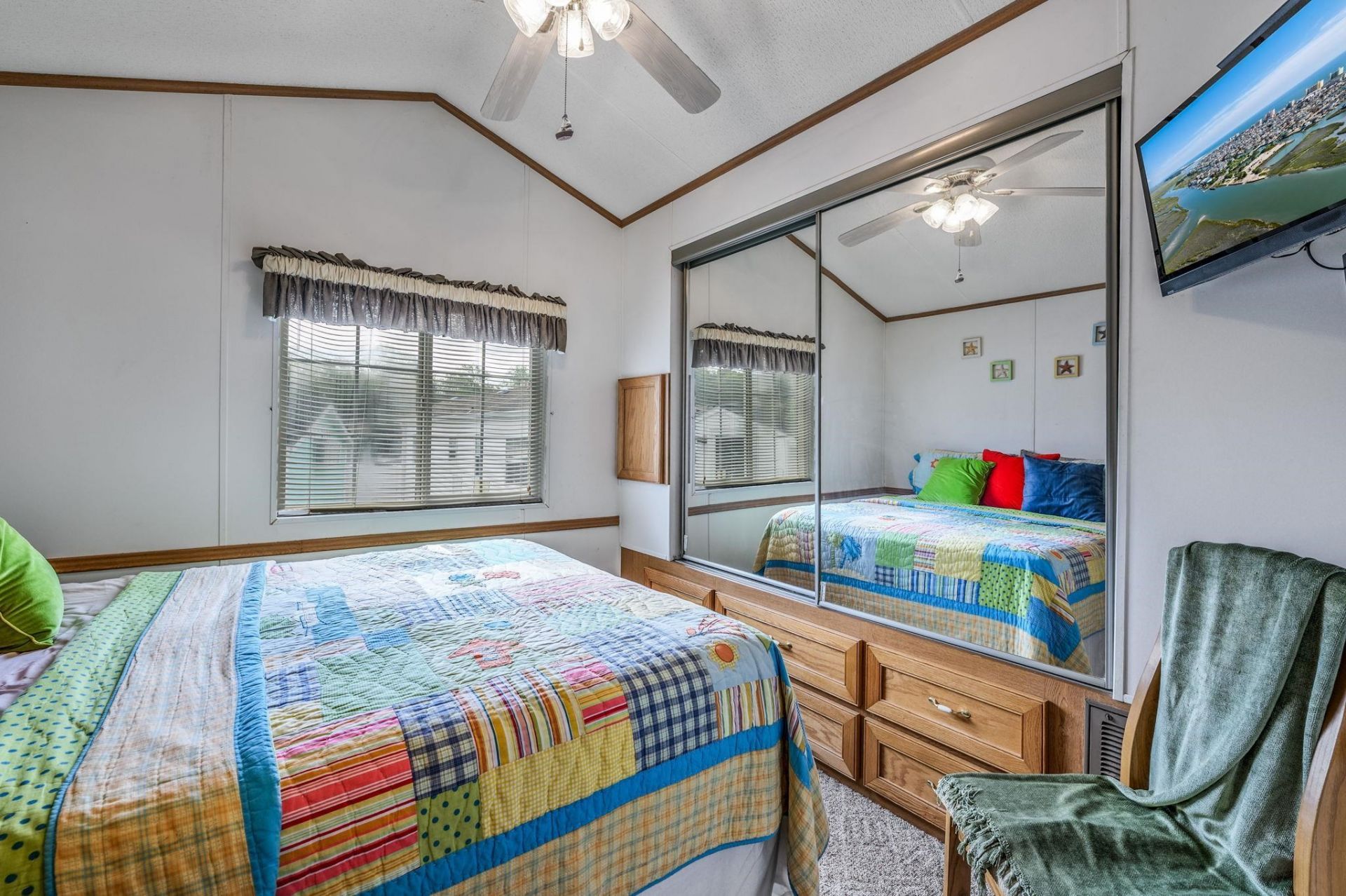 5400 Little River Neck Rd. Photo 14