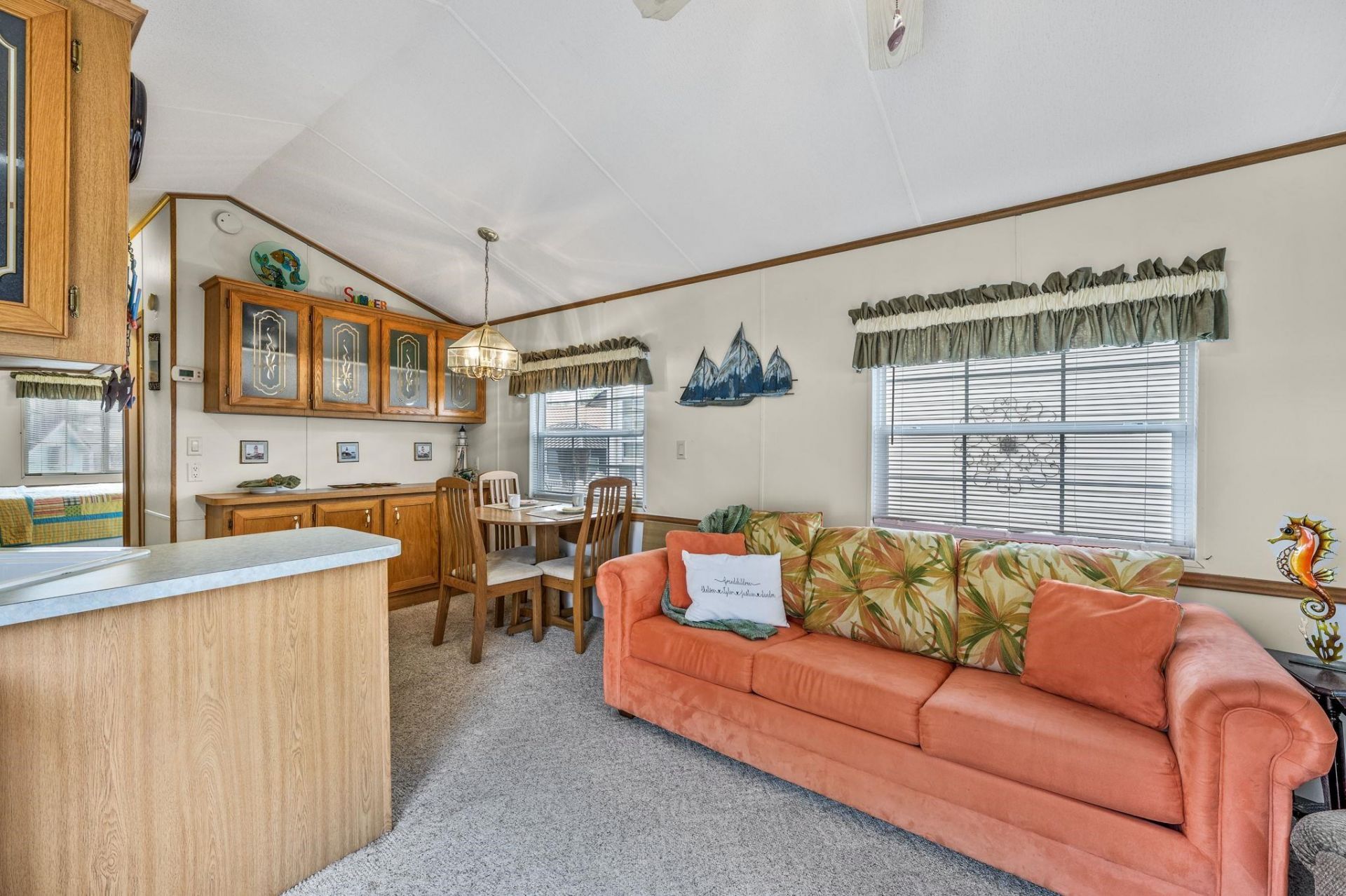 5400 Little River Neck Rd. Photo 9