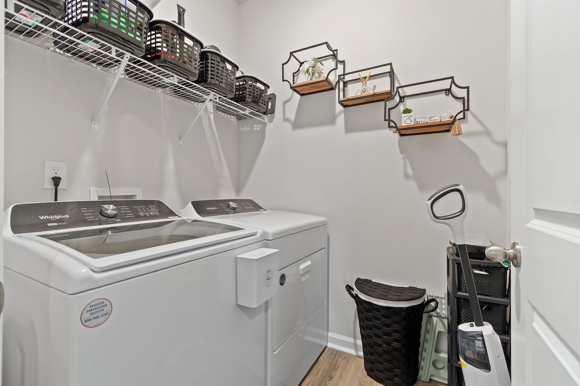 727 Wallace Dr. Photo 27